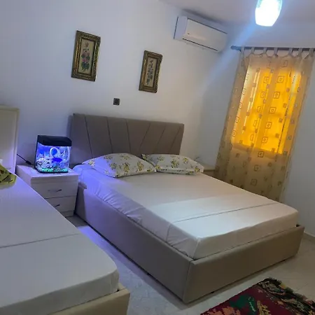 بيت شباب Castle *